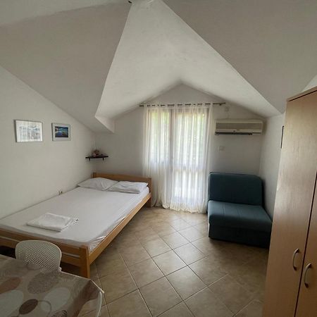 Apartmani Ivana Tivat Exterior foto